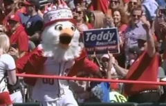 Screech wins Nationals Presidents Race Let Teddy Win